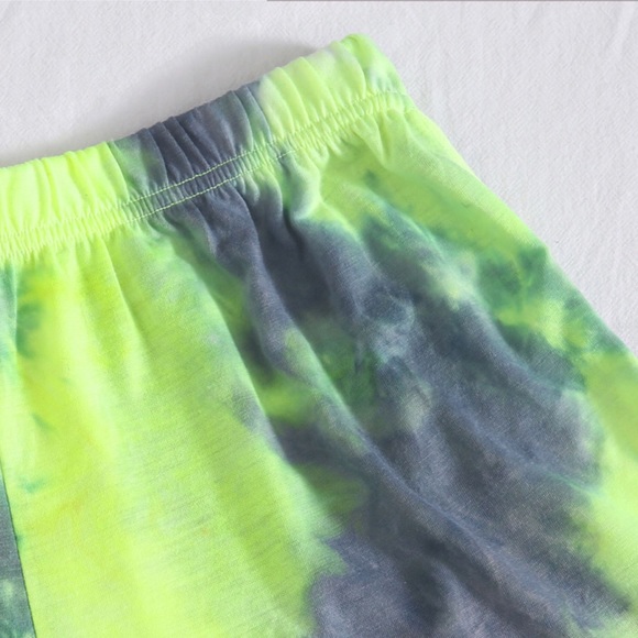 Boutique | Babe Tie Dye Shorts Set - Picture 5 of 7